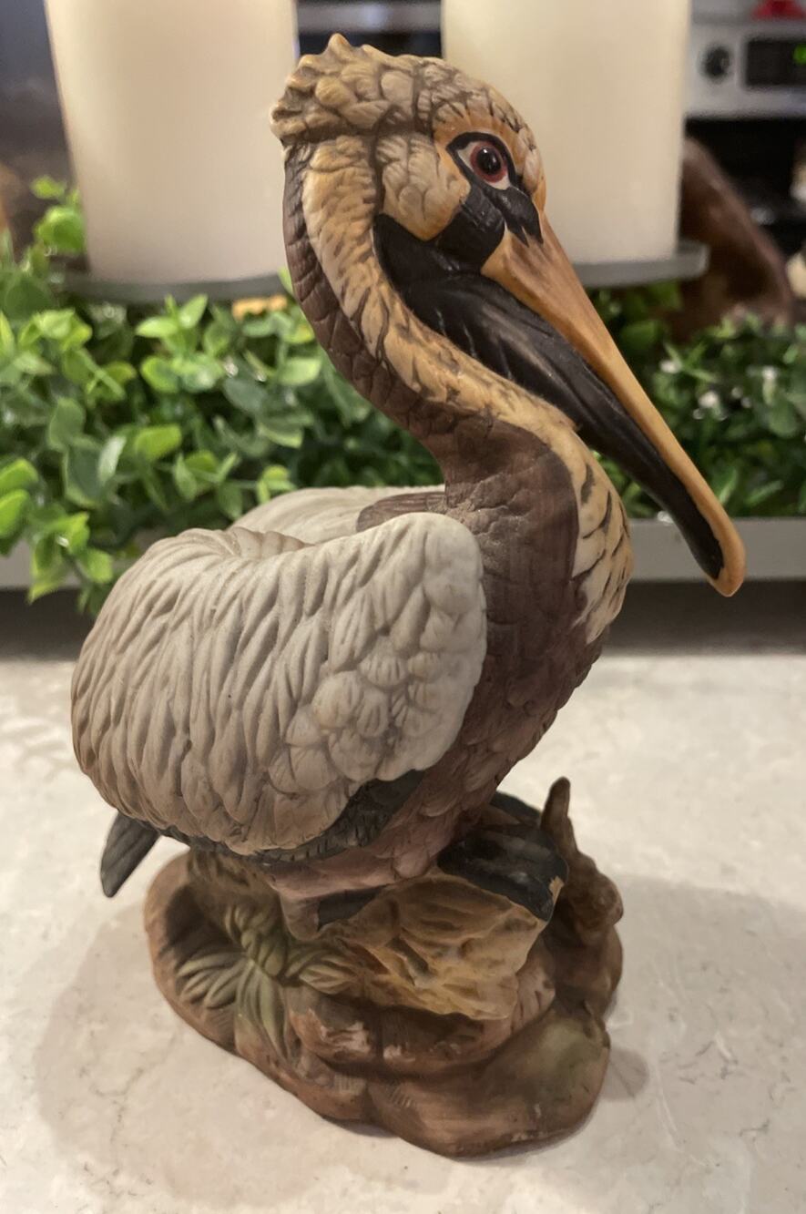 Arnart Figurine 1984 Vintage / Royal Crown, J. Byron/ Porcelain Pelican 7x4.5x3